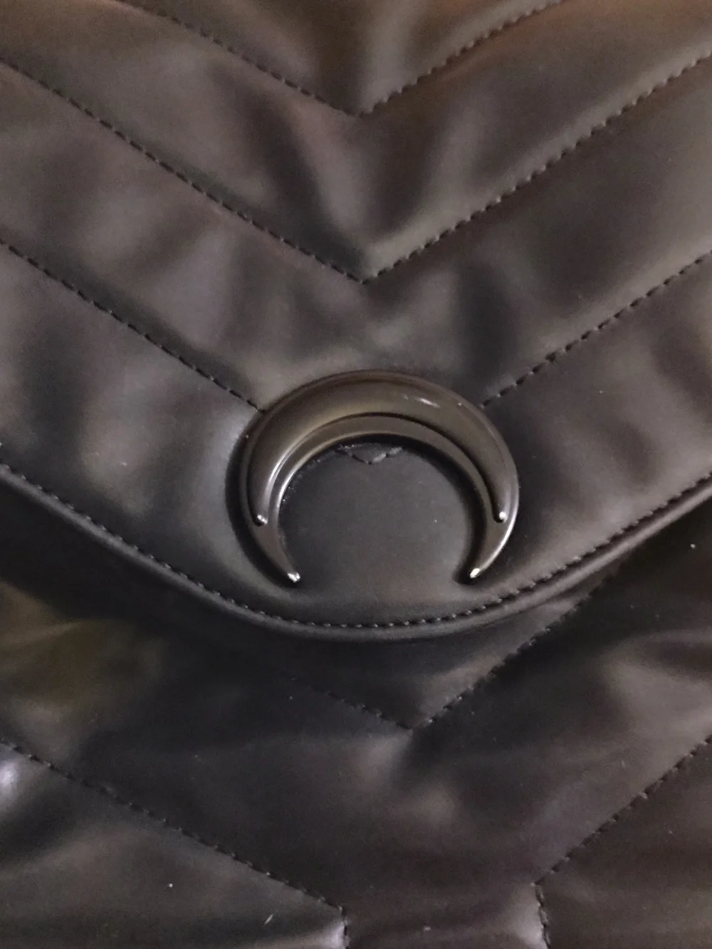 KIHLIST Black Quilted Bag - Black Vegan Leather.